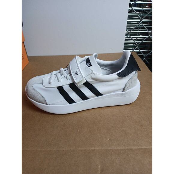 NWT adidas Country XLG CF EL C Kids Sneakers ,Classic Retro ,Style Size 2.5 - Picture 1 of 3